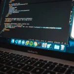 Konfigurasi VPS AlmaLinux untuk Website Bisnis dan Traffic Tinggi